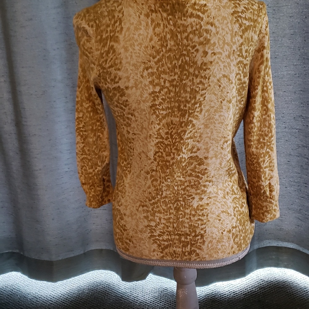 Sweater - Picture 2 of 2